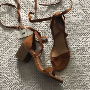 Lace-up Gladiator Suede Heal